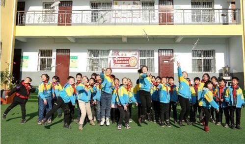 依托科技扶助，開發(fā)卓越課程 汝陽示范教研活動(dòng)引領(lǐng)青少年科技素養(yǎng)提升